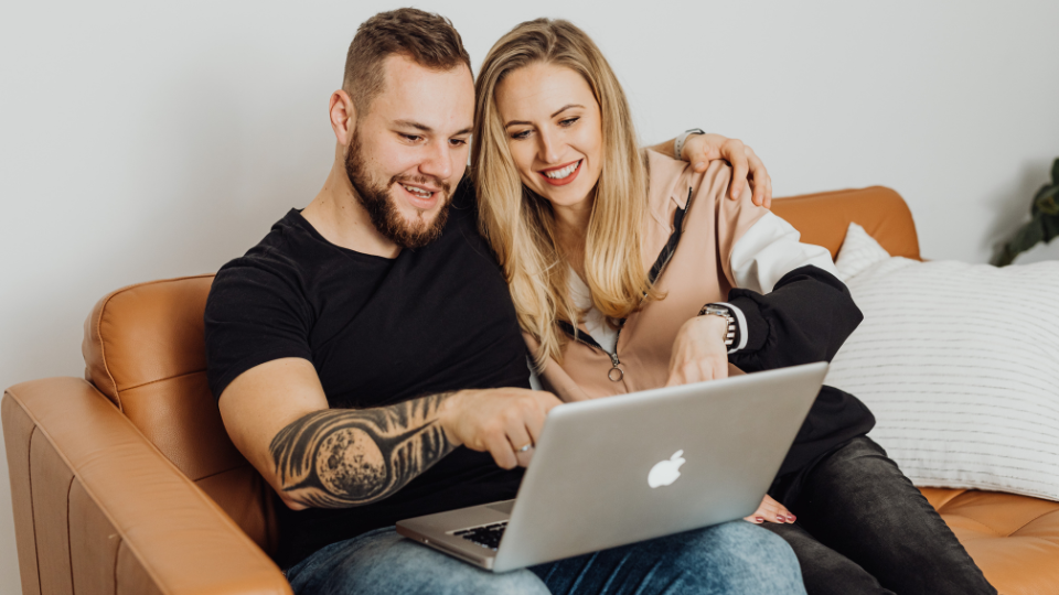Diseñador web en Guadalajara creando una web profesional